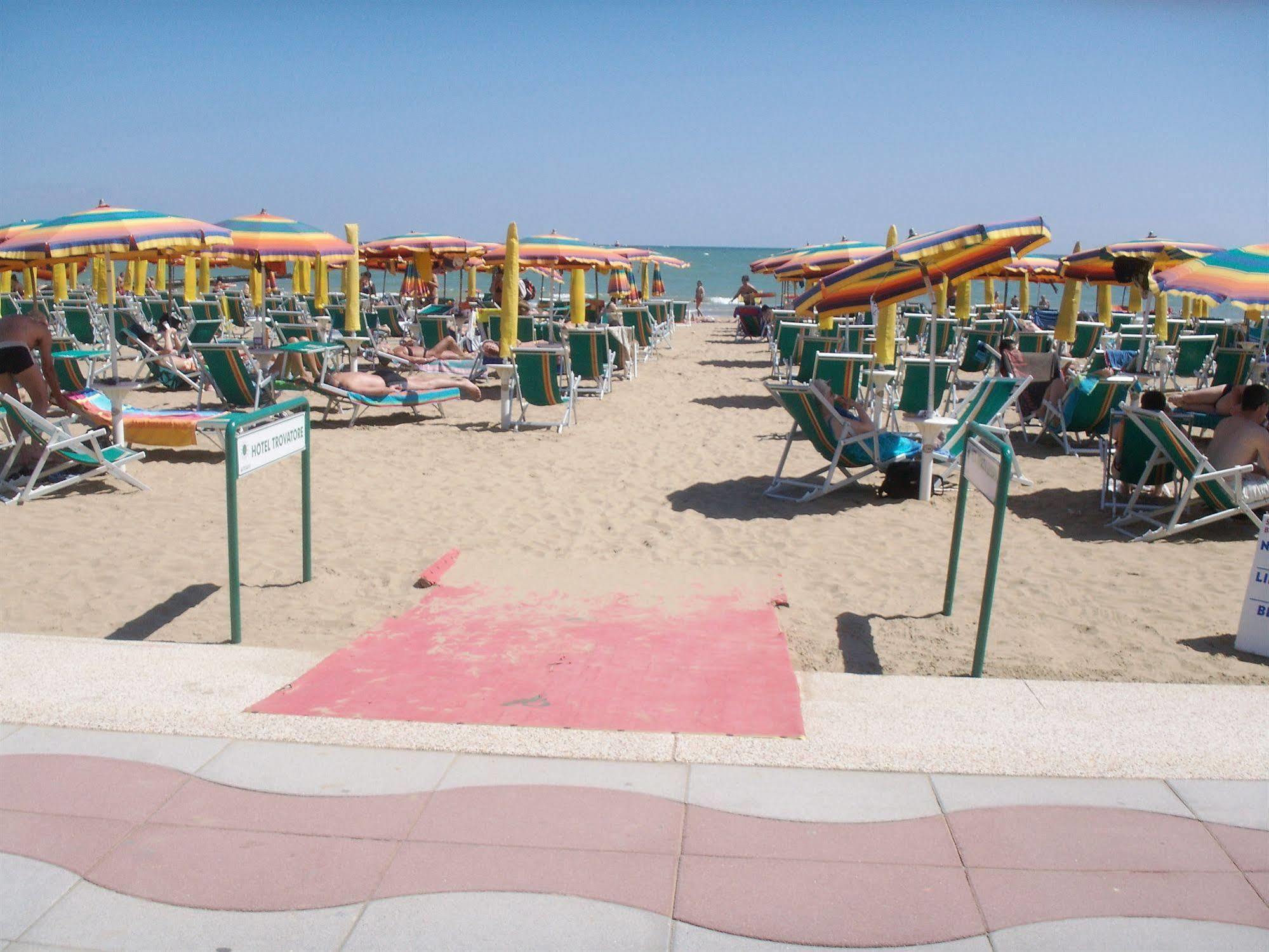 Hotel Trovatore Lido di Jesolo Exterior photo